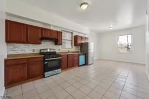 235 S 11th St, Newark, NJ 07107 - Photo 5