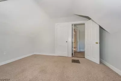 51 Cedar Ave, Montclair, NJ 07042 - Photo 15