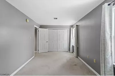 839 Valley St, Union Township, NJ 07088 - Photo 15