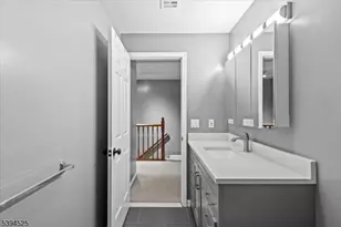 839 Valley St, Union Township, NJ 07088 - Photo 19