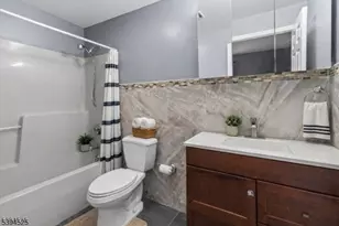 839 Valley St, Union Township, NJ 07088 - Photo 21