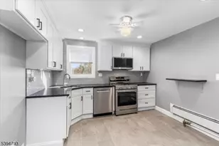 10 Devon Terrace, Kearny, NJ 07032 - Photo 19