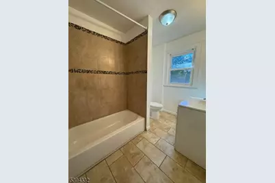 33 Adams St, Irvington, NJ 07111 - Photo 7