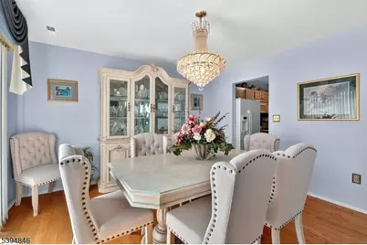 905 Madaline Dr, Woodbridge Township, NJ 07001 - Photo 7