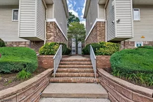 905 Madaline Dr, Woodbridge Township, NJ 07001 - Photo 25