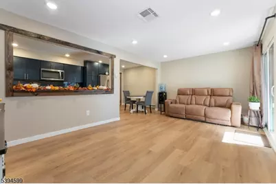 89 N Slope, Union Township, NJ 08809 - Photo 1