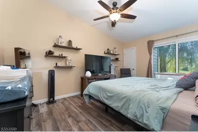 89 N Slope, Union Township, NJ 08809 - Photo 9