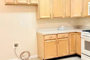 2102 Ambassador Ct, Franklin Township, NJ 08873 - Photo 7