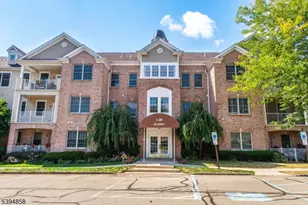 29 Ridgeview Ln, Mount Arlington, NJ 07856 - Photo 1