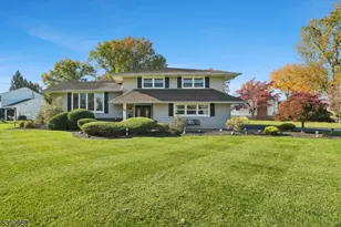 16 Jaclyn Dr, East Hanover Township, NJ 07936 - Photo 1