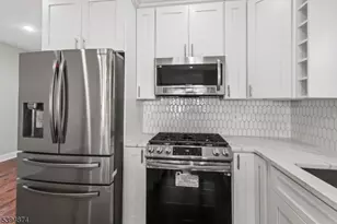 53 Marcy Ave, East Orange, NJ 07017 - Photo 3