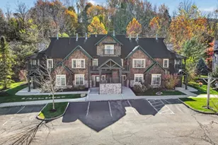 10 Pine Cres Unit 21, Vernon Twp., NJ 07462 - Photo 1