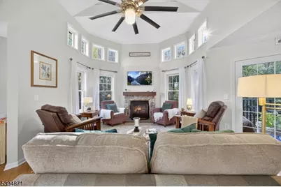 10 Pine Cres Unit 21, Vernon Twp., NJ 07462 - Photo 11