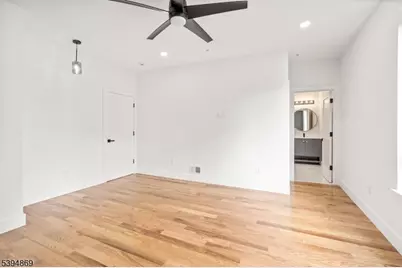 223 Monroe Ave, Plainfield, NJ 07063 - Photo 5