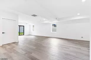 223 Monroe Ave, Plainfield, NJ 07063 - Photo 7