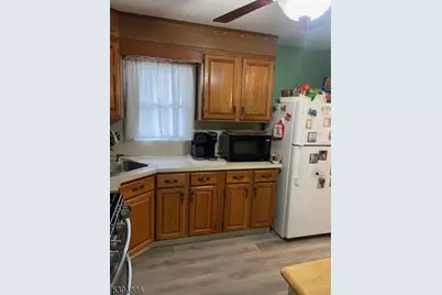 9 Donovan Ave, Carteret, NJ 07008 - Photo 11