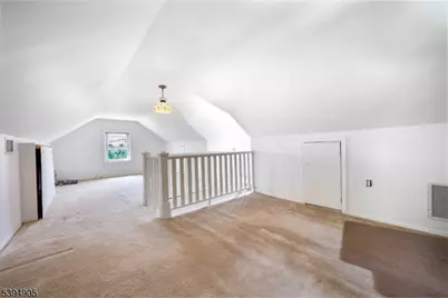 85 Barrows Ave, Rutherford, NJ 07070 - Photo 9