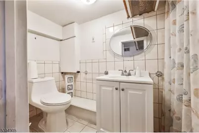 85 Barrows Ave, Rutherford, NJ 07070 - Photo 23