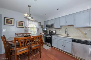 3 Martha Ct, Newark, NJ 07103 - Photo 9