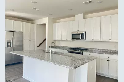 223 Myrtle Rd, Warren Township, NJ 07059 - Photo 3