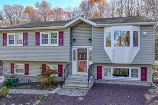 27 Courtland Dr, Wantage, NJ 07461 - Photo 1