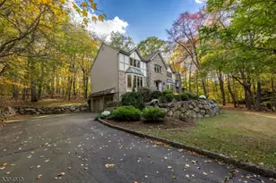 2 Denise Dr, Kinnelon, NJ 07405 - Photo 3