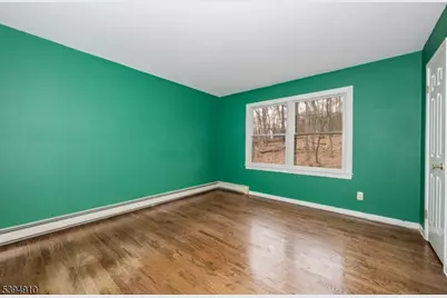 2 Denise Dr, Kinnelon, NJ 07405 - Photo 17