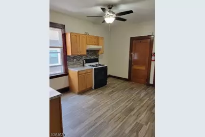 80 Knapp Ave #2, Clifton, NJ 07011 - Photo 5