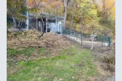 241 Lows Hollow Rd, Lopatcong Township, NJ 08886 - Photo 11