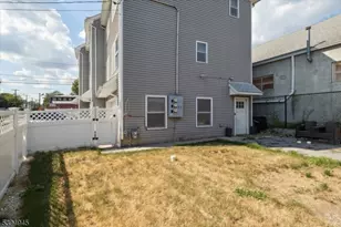 221 223 E 15th St, Paterson, NJ 07524 - Photo 3