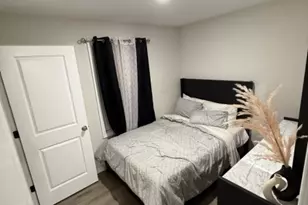 107 Willoughby St Unit, Newark, NJ 07112 - Photo 9