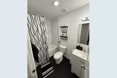 107 Willoughby St Unit #1, Newark, NJ 07112 - Photo 7