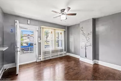 636 Elizabeth St, Beverly City, NJ 08010 - Photo 3