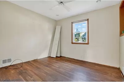 127 Harper Ter, Cedar Grove, NJ 07009 - Photo 11