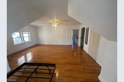 68 Danforth Ave, Jersey City, NJ 07305 - Photo 3