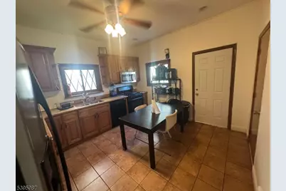 68 Danforth Ave, Jersey City, NJ 07305 - Photo 21