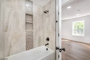 210 Ellis Ave, Irvington, NJ 07111 - Photo 9