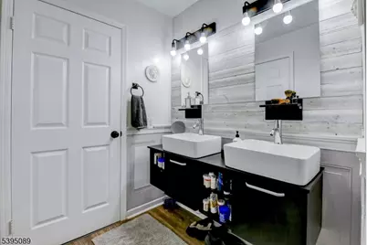 2 Meyer Ct, West Orange Township, NJ 07052 - Photo 13