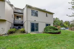 2 Meyer Ct, West Orange Township, NJ 07052 - Photo 3