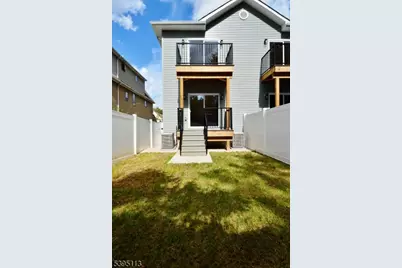 92 W 6th St, Bayonne, NJ 07002 - Photo 41