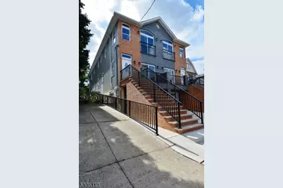 92 W 6th St, Bayonne, NJ 07002 - Photo 3