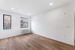 25 Freeway Dr, East Orange, NJ 07018 - Photo 9