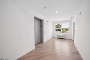 369 18th Ave, Newark, NJ 07108 - Photo 17