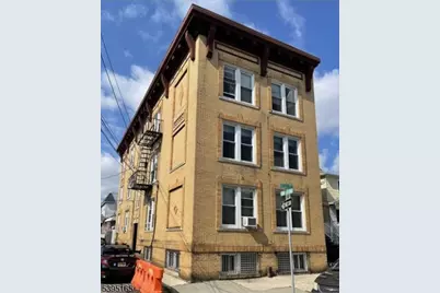 18 E 17th St #2R, Bayonne, NJ 07002 - Photo 1