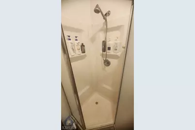 18 E 17th St #2R, Bayonne, NJ 07002 - Photo 7