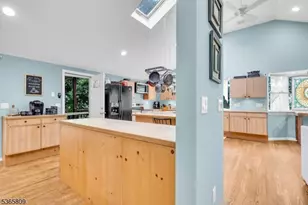 9 Mueller Ln, Franklin Township, NJ 07882 - Photo 17