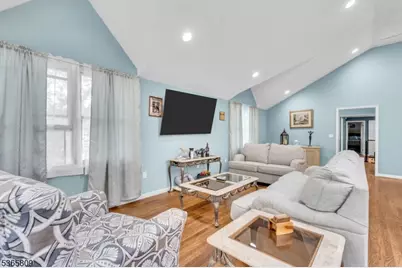 9 Mueller Lane, Franklin Township, NJ 07882 - Photo 11