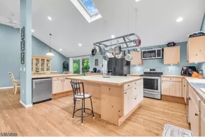 9 Mueller Lane, Franklin Township, NJ 07882 - Photo 13