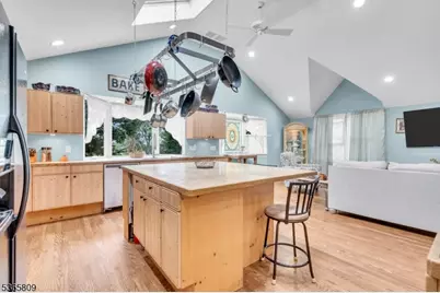 9 Mueller Lane, Franklin Township, NJ 07882 - Photo 15