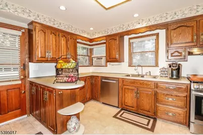 331 W Inman Ave, Rahway, NJ 07065 - Photo 11